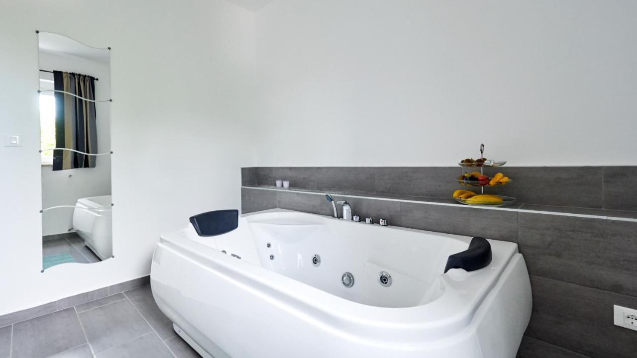 B&B Villa Vela Umag Luaran gambar